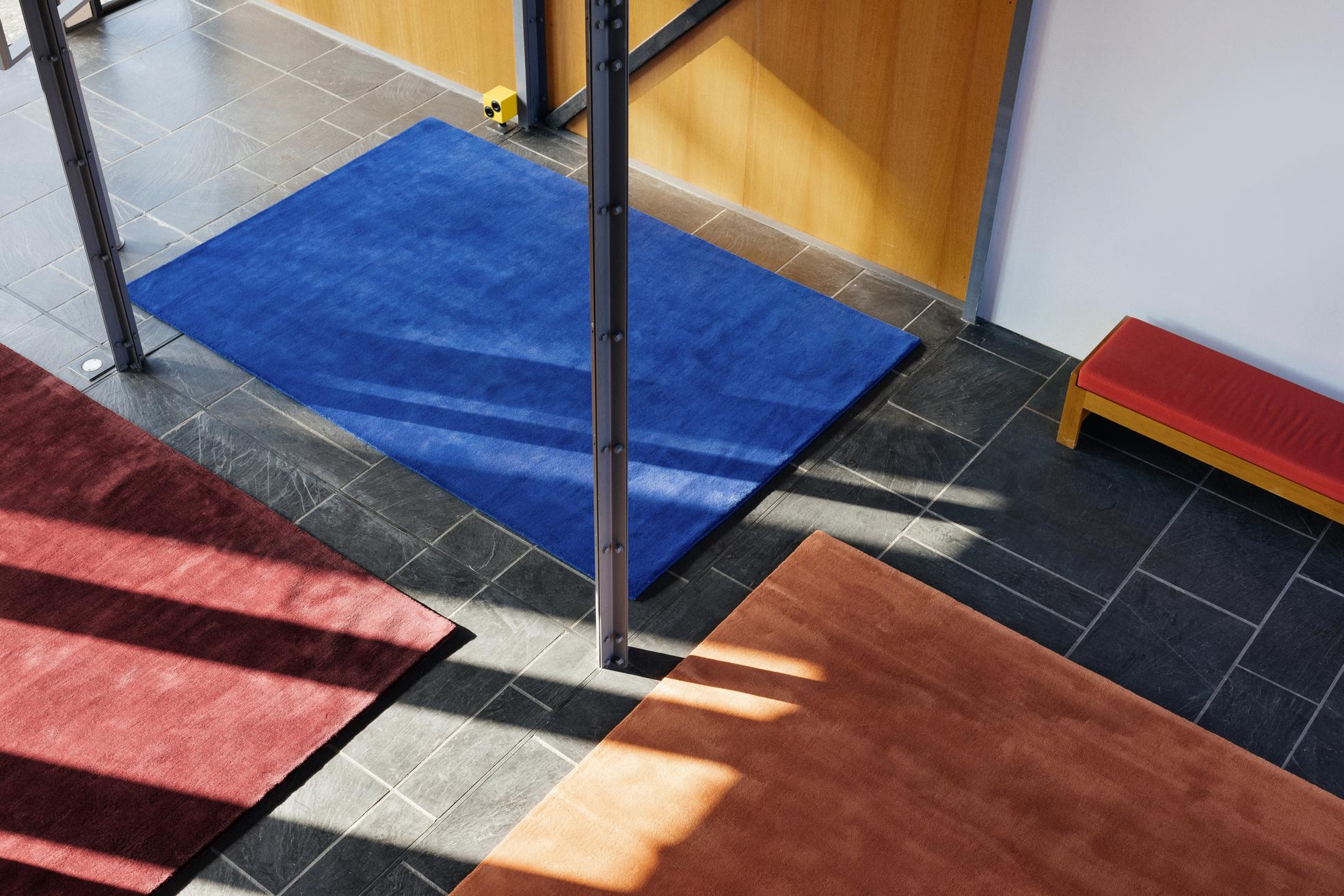 Layered Solid Wool Blue Foncé - Image 5